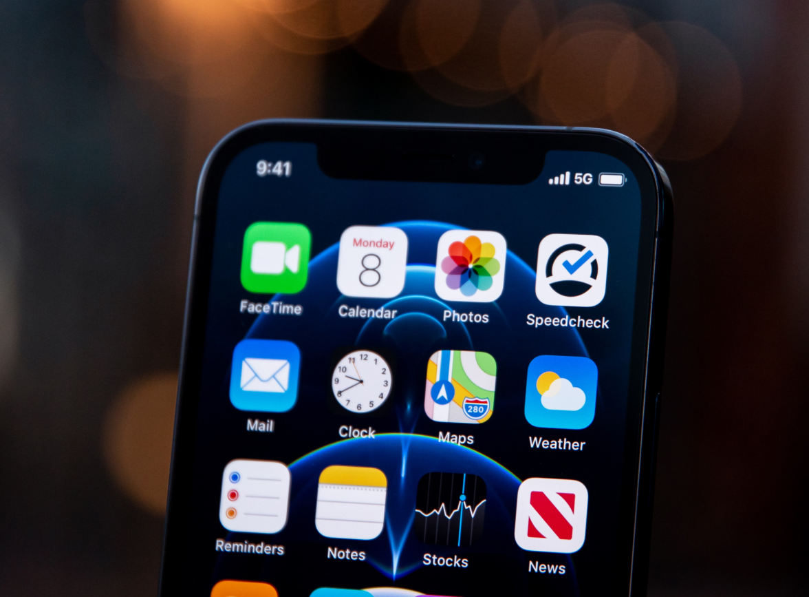 峨蔓镇苹果手机维修分享为什么 iPhone 12 在冬季会自动关机 