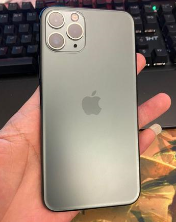 峨蔓镇苹果维修点分享iPhone 11 Pro黑屏小众故障解析 